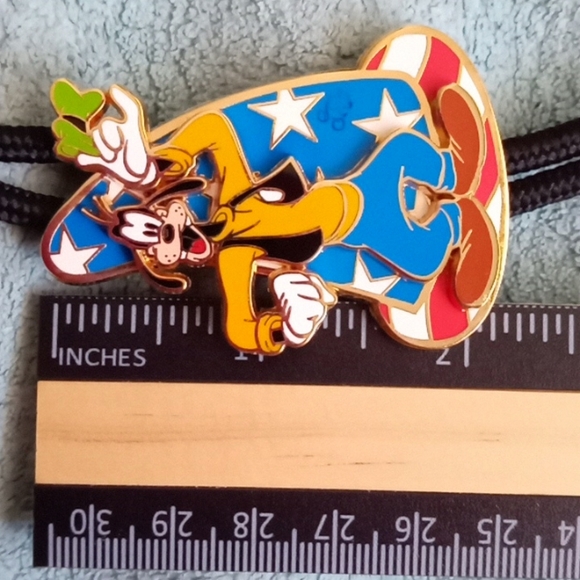 DISNEY GOOFY CAST LANYARD - Picture 7 of 8